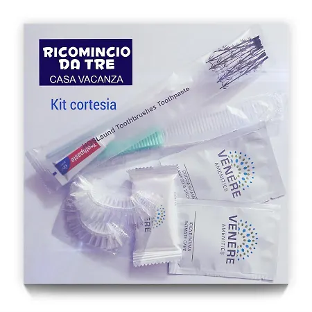 Ricomincio Da Tre * Napels